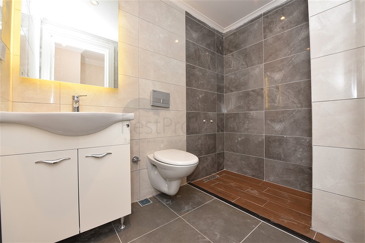 شقة تصميم غرفتين وصالة ضمن مجمع بخدمات 5 نجوم في توسمور / الانيا 