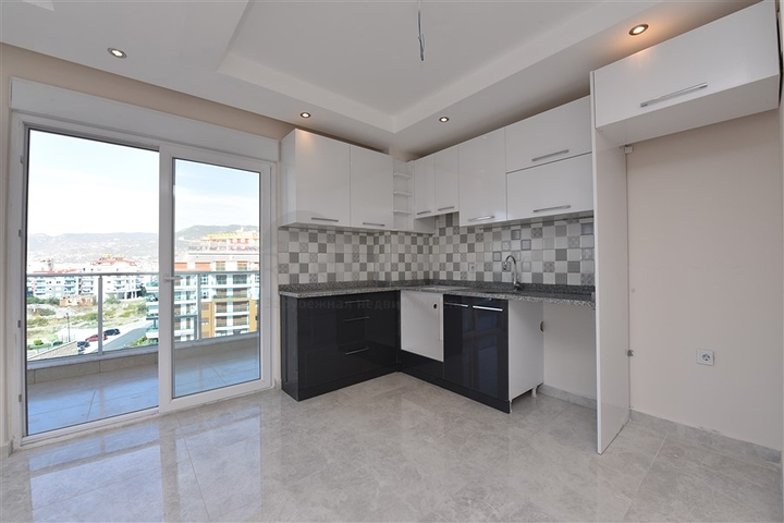 شقة تصميم غرفتين وصالة ضمن مجمع بخدمات 5 نجوم في توسمور / الانيا 