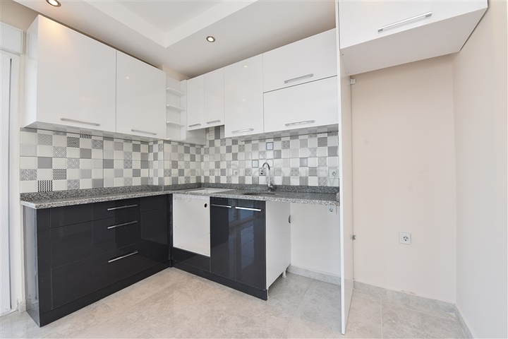 شقة تصميم غرفتين وصالة ضمن مجمع بخدمات 5 نجوم في توسمور / الانيا 