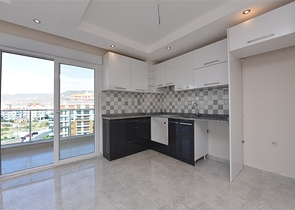 شقة تصميم غرفتين وصالة ضمن مجمع بخدمات 5 نجوم في توسمور / الانيا 