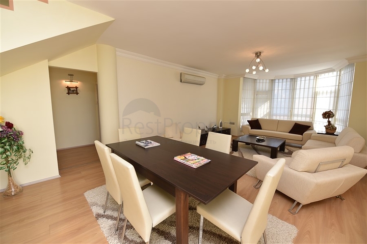 دوبلكس واسعة - مفروشة -ضمن مجمع سكني في جيكجلي / الانيا 