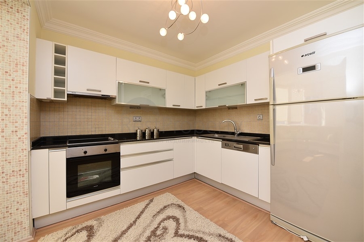 دوبلكس واسعة - مفروشة -ضمن مجمع سكني في جيكجلي / الانيا 