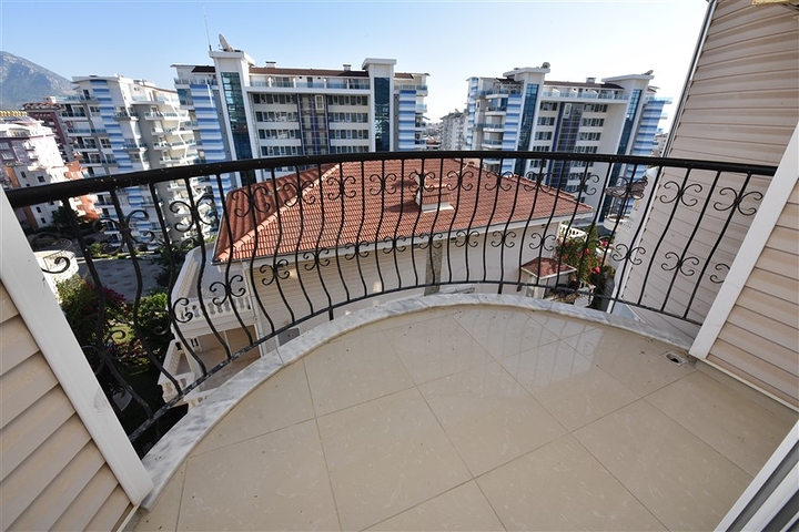 دوبلكس واسعة - مفروشة -ضمن مجمع سكني في جيكجلي / الانيا 