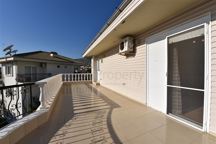 دوبلكس واسعة - مفروشة -ضمن مجمع سكني في جيكجلي / الانيا 