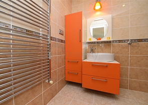 دوبلكس واسعة - مفروشة -ضمن مجمع سكني في جيكجلي / الانيا 