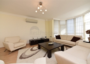 دوبلكس واسعة - مفروشة -ضمن مجمع سكني في جيكجلي / الانيا 