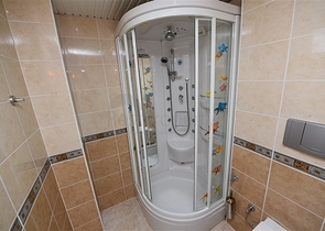 دوبلكس واسعة - مفروشة -ضمن مجمع سكني في جيكجلي / الانيا 