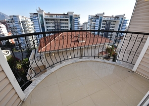 دوبلكس واسعة - مفروشة -ضمن مجمع سكني في جيكجلي / الانيا 