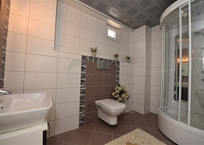 دوبلكس واسعة - مفروشة -ضمن مجمع سكني في جيكجلي / الانيا 