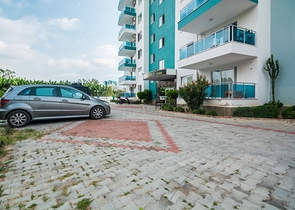 شقة غرفة نوم وصالة ضمن مجمع سكني في مهموتلار / الانيا 