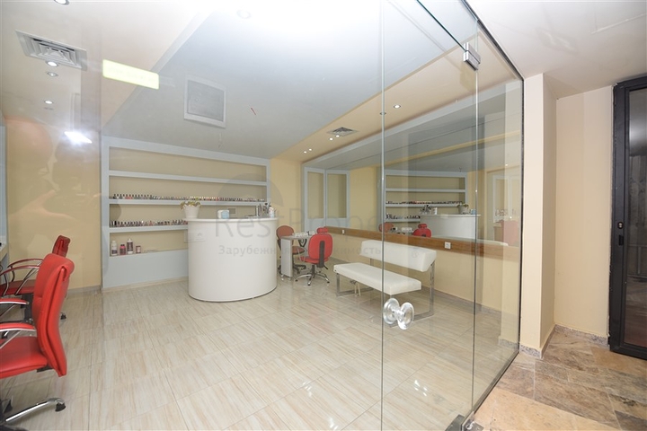 شقة عائلية مفروشة - 3 غرف وصالة - ضمن مجمع سكني فاخر في كاستل / الانيا 