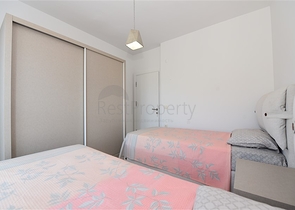 شقة عائلية مفروشة - 3 غرف وصالة - ضمن مجمع سكني فاخر في كاستل / الانيا 