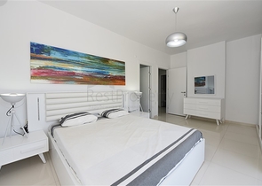 شقة عائلية مفروشة - 3 غرف وصالة - ضمن مجمع سكني فاخر في كاستل / الانيا 