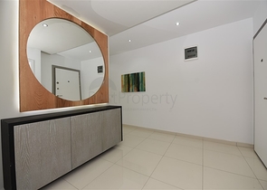 شقة عائلية مفروشة - 3 غرف وصالة - ضمن مجمع سكني فاخر في كاستل / الانيا 