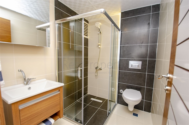 شقق 3 + 1 واسعة في مجمع في منطقة كيبيز أنطاليا