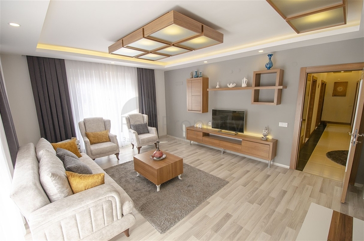 شقق 3 + 1 واسعة في مجمع في منطقة كيبيز أنطاليا