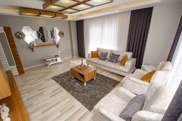 شقق 3 + 1 واسعة في مجمع في منطقة كيبيز أنطاليا