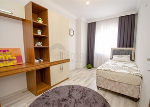 شقق 3 + 1 واسعة في مجمع في منطقة كيبيز أنطاليا