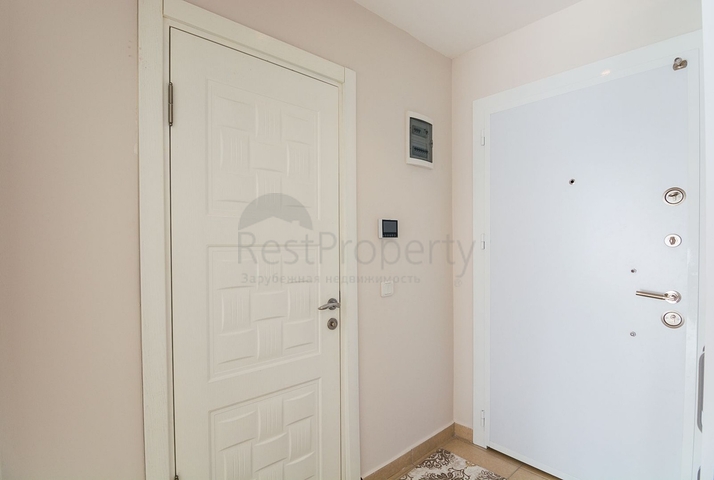 اطلالة بحر - سعر مميز - شقة مفروشة من تصميم غرفة وصالة في كارجي جاك / الانيا 