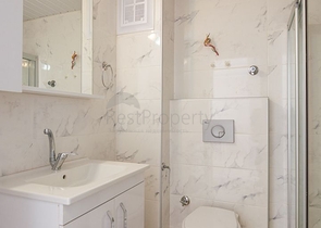 اطلالة بحر - سعر مميز - شقة مفروشة من تصميم غرفة وصالة في كارجي جاك / الانيا 