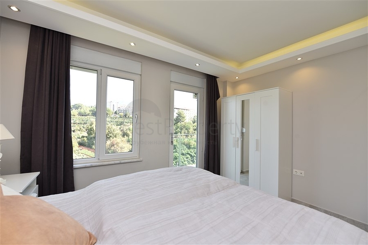 منزل العائلة - دوبلكس فاخرة - 4 غرف نوم وصالة في كاستل / الانيا 