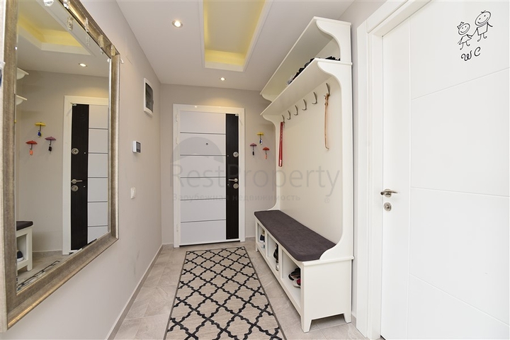 منزل العائلة - دوبلكس فاخرة - 4 غرف نوم وصالة في كاستل / الانيا 