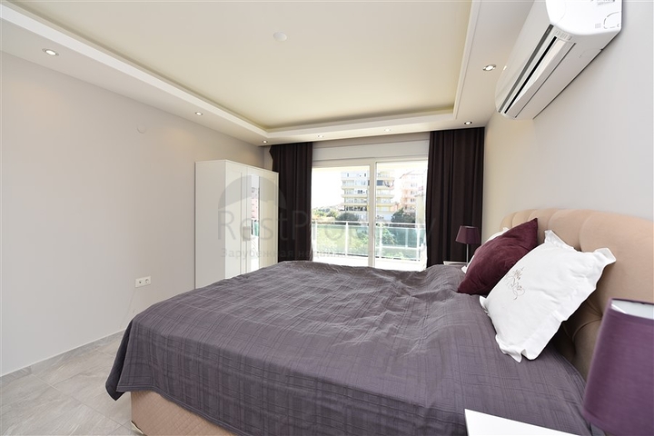 منزل العائلة - دوبلكس فاخرة - 4 غرف نوم وصالة في كاستل / الانيا 