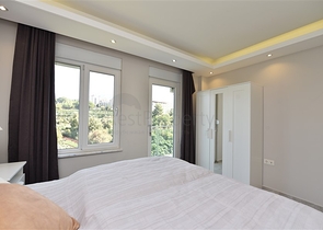 منزل العائلة - دوبلكس فاخرة - 4 غرف نوم وصالة في كاستل / الانيا 