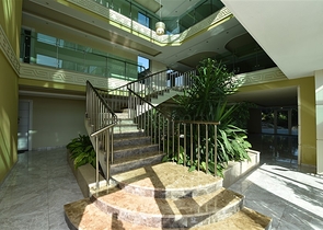 منزل العائلة - دوبلكس فاخرة - 4 غرف نوم وصالة في كاستل / الانيا 