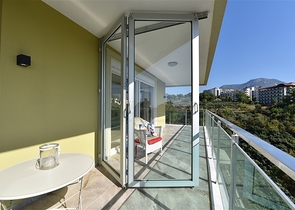 منزل العائلة - دوبلكس فاخرة - 4 غرف نوم وصالة في كاستل / الانيا 