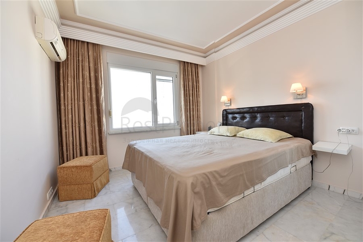 اطلالة بحر - شقة غرفتين وصالة مفروشة ضمن مجمع فاخر في الانيا  