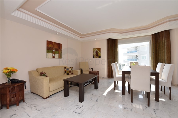 اطلالة بحر - شقة غرفتين وصالة مفروشة ضمن مجمع فاخر في الانيا  