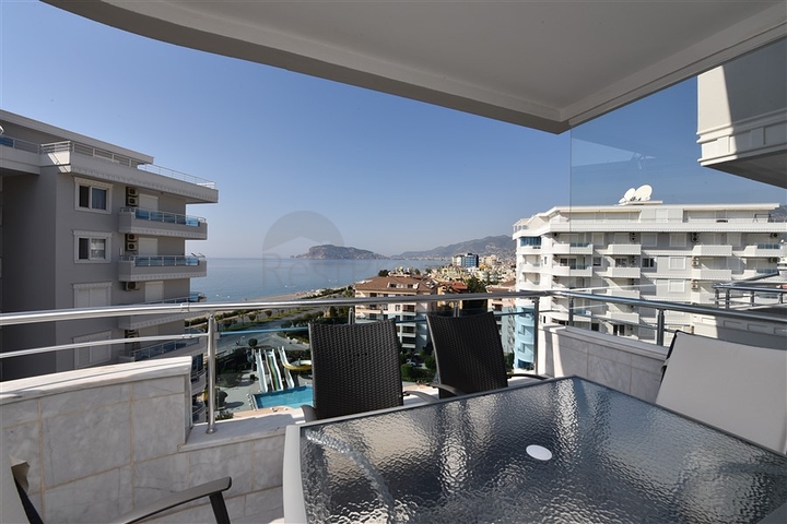 اطلالة بحر - شقة غرفتين وصالة مفروشة ضمن مجمع فاخر في الانيا  