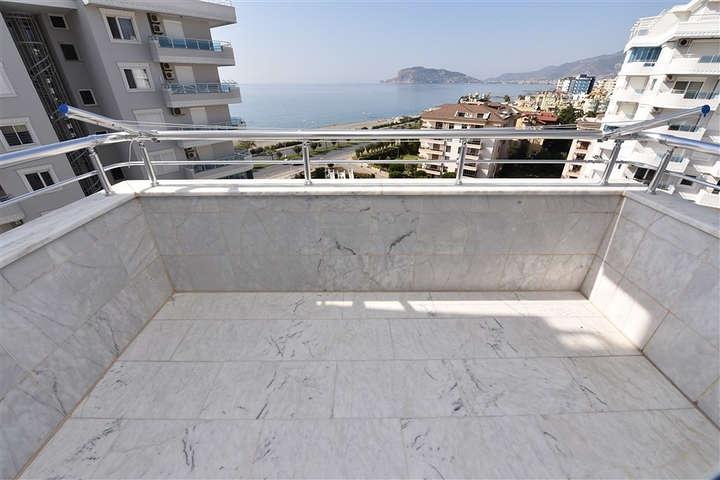 اطلالة بحر - شقة غرفتين وصالة مفروشة ضمن مجمع فاخر في الانيا  