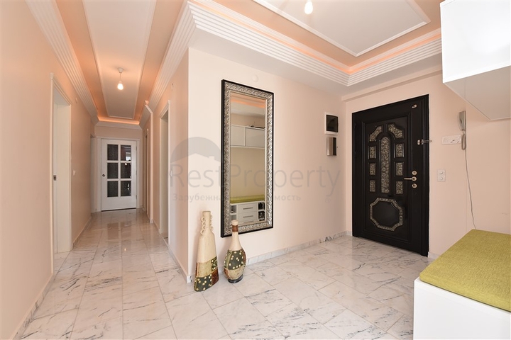 اطلالة بحر - شقة غرفتين وصالة مفروشة ضمن مجمع فاخر في الانيا  