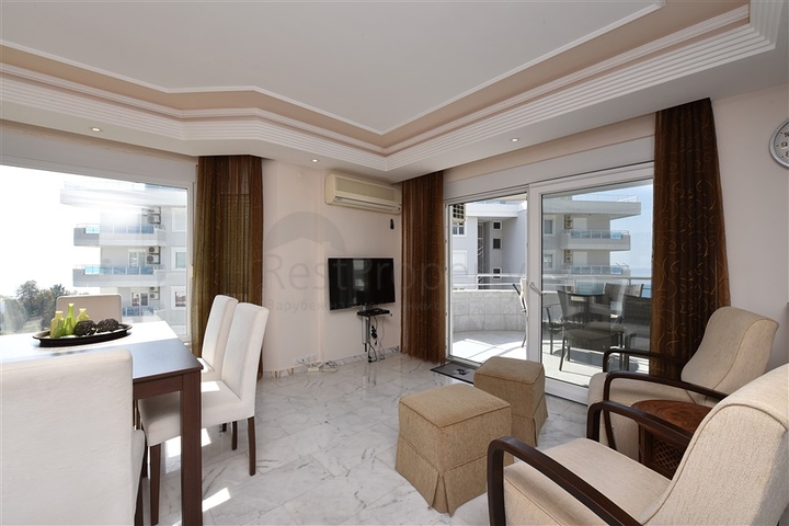 اطلالة بحر - شقة غرفتين وصالة مفروشة ضمن مجمع فاخر في الانيا  