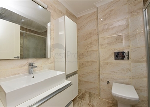 شقة دوبلكس واسعة - طابق ارضي - ضمن مجمع سكني في كاستل / الانيا 