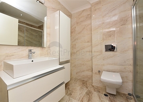 شقة دوبلكس واسعة - طابق ارضي - ضمن مجمع سكني في كاستل / الانيا 