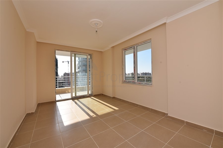 بسعر مناسب - شقة غرفتين وصالة في منطقة مهموتلار / الانيا 