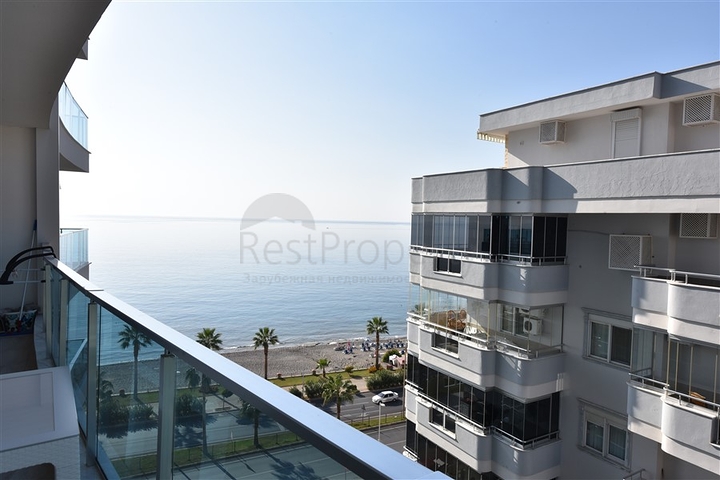 اطلالة بحر - شقة غرفتين  وصالة ضمن مجمع سكني حديث اول صف على البحر - الانيا 