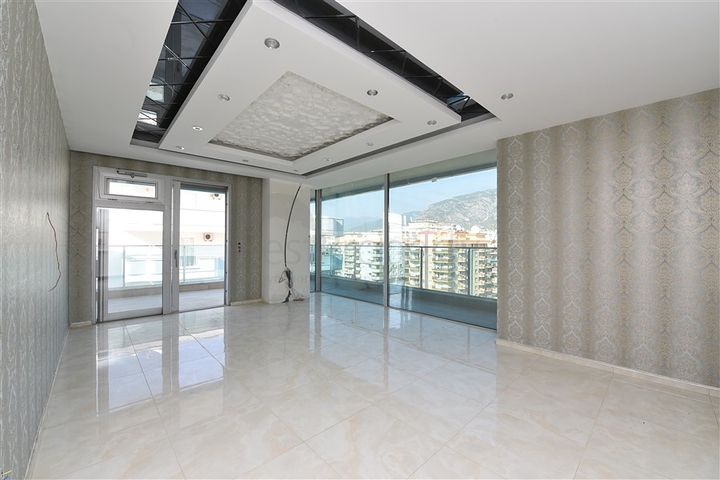 اطلالة بحر - شقة غرفتين  وصالة ضمن مجمع سكني حديث اول صف على البحر - الانيا 