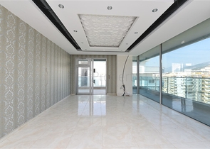 اطلالة بحر - شقة غرفتين  وصالة ضمن مجمع سكني حديث اول صف على البحر - الانيا 