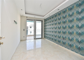 اطلالة بحر - شقة غرفتين  وصالة ضمن مجمع سكني حديث اول صف على البحر - الانيا 