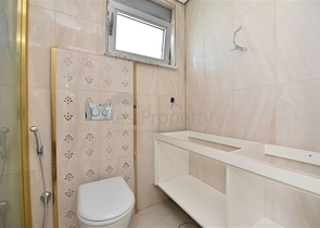 اطلالة بحر - شقة غرفتين  وصالة ضمن مجمع سكني حديث اول صف على البحر - الانيا 