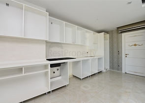 اطلالة بحر - شقة غرفتين  وصالة ضمن مجمع سكني حديث اول صف على البحر - الانيا 