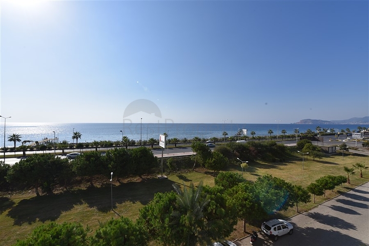 اطلالة بحر مباشرة - شقة غرفتين وصالة في مهموتلار / الانيا 