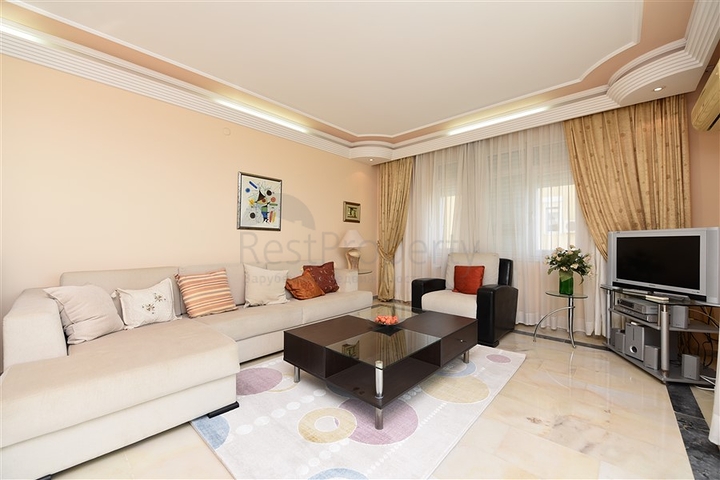 اطلالة بحر مباشرة - شقة غرفتين وصالة في مهموتلار / الانيا 