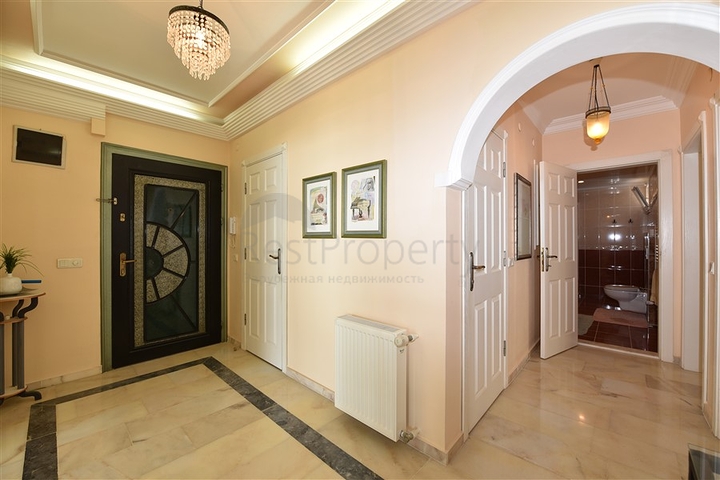 اطلالة بحر مباشرة - شقة غرفتين وصالة في مهموتلار / الانيا 