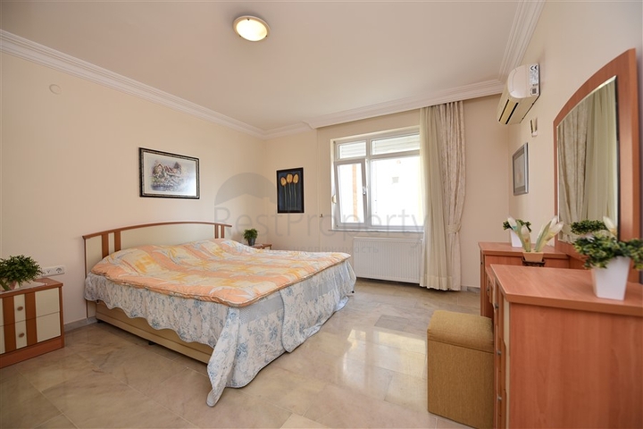 اطلالة بحر مباشرة - شقة غرفتين وصالة في مهموتلار / الانيا 