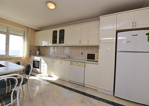 اطلالة بحر مباشرة - شقة غرفتين وصالة في مهموتلار / الانيا 